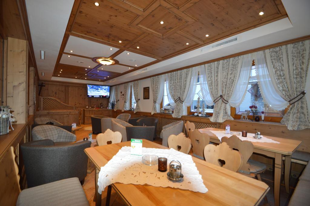 Hotel Central Ischgl Esterno foto
